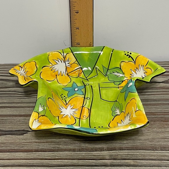 Clay Art Green Yellow Hawaiian Shirt Shaped Decorative Snack Bowl Green Yellow - Picture 9 of 10